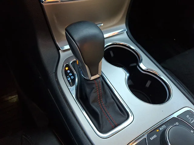 Used 2019 Red Jeep Trailhawk image 16