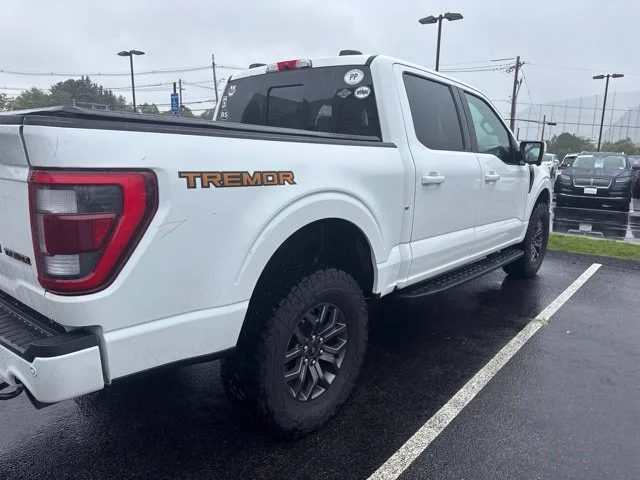 Used 2021 White Ford  image 3