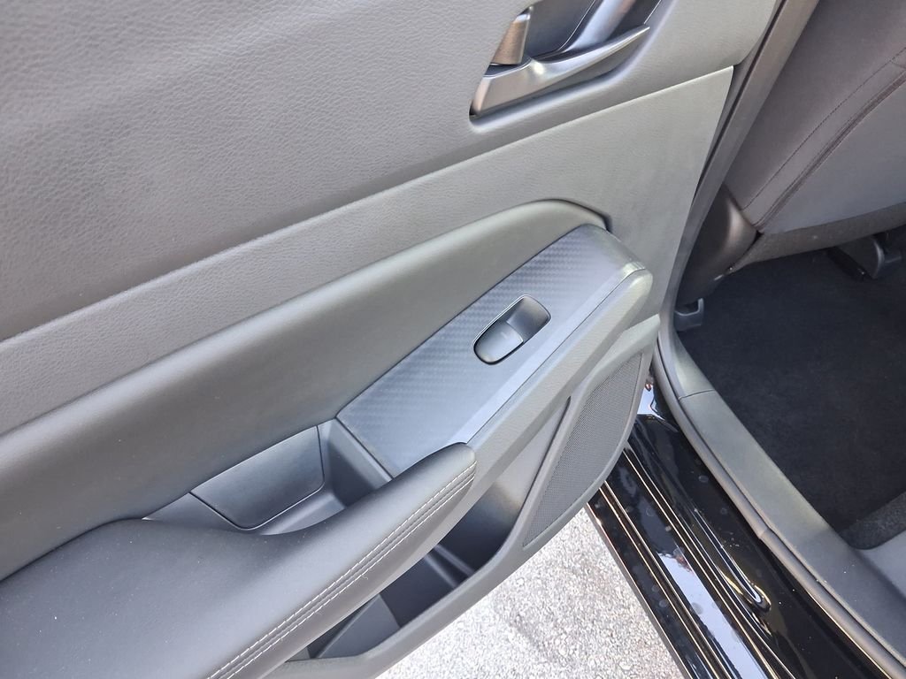 2025 Nissan Altima SV - Photo 15