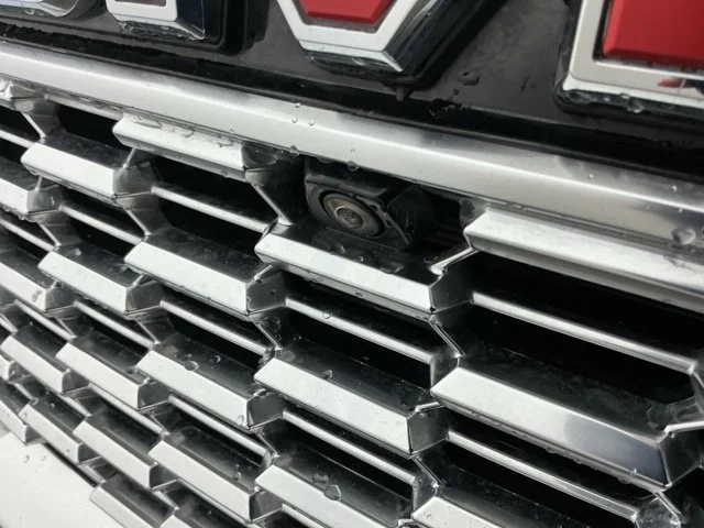 Used 2022 Black GMC Denali image 8