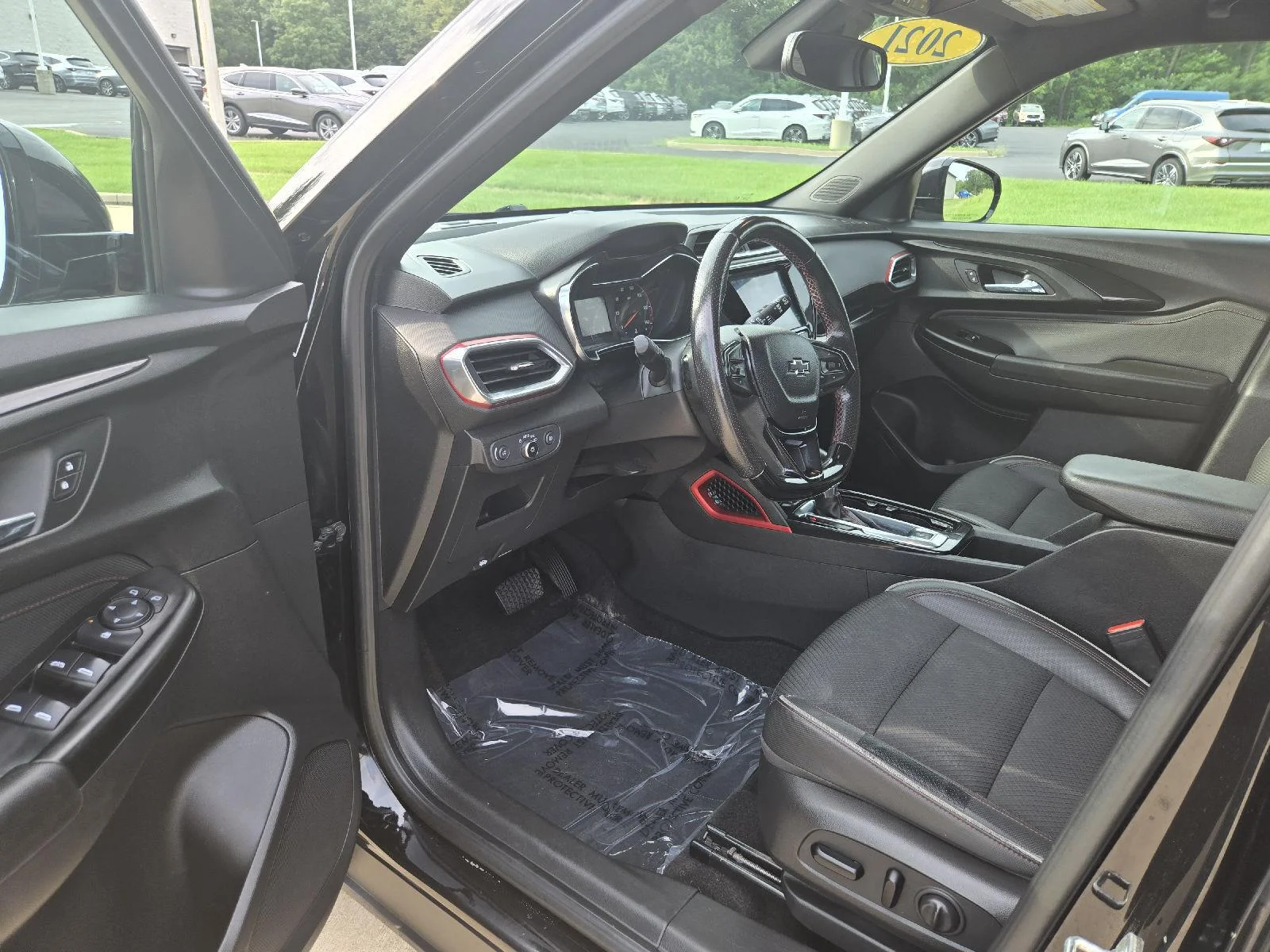 Used 2021 Mosaic Black Metallic Chevrolet RS image 11