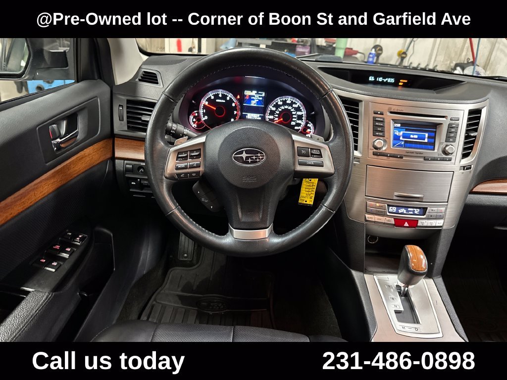 Used 2014 Silver Subaru 2.5i image 17