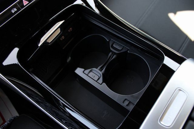 2025 Mercedes-Benz C-Class Sedan C 300 - Photo 62