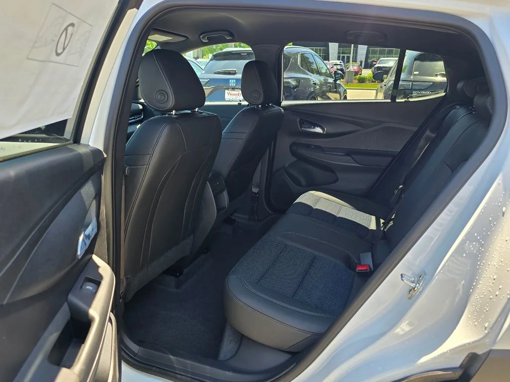 New 2026 Summit White Buick Preferred image 23