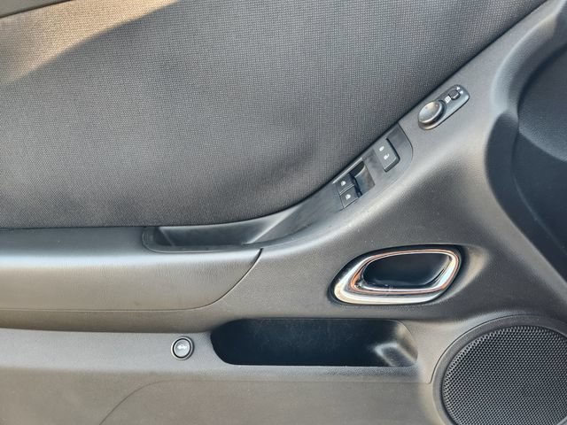 Used 2015 SUMMIT WHITE Chevrolet LT image 36