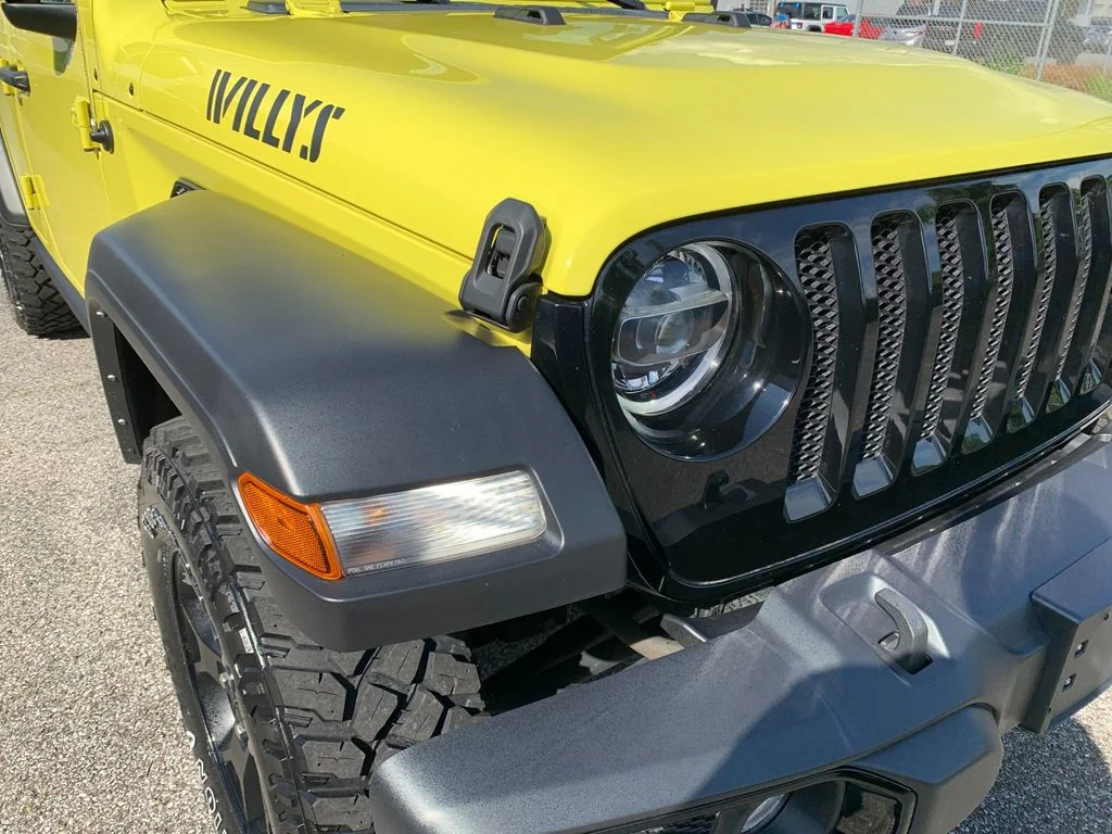 Used 2022  Jeep Unlimited Willys image 34