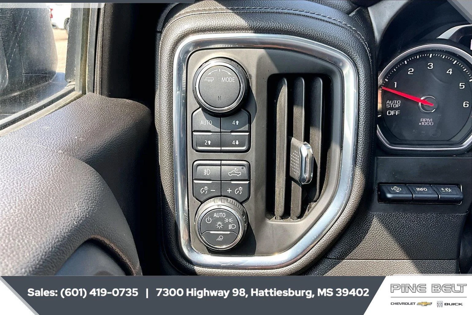 Used 2020 SATIN STEEL METALLIC Chevrolet High Country image 23