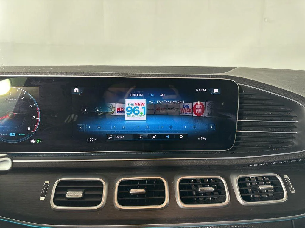 Used 2023 Obsidian Black Metallic Mercedes-Benz GLS 450 image 12