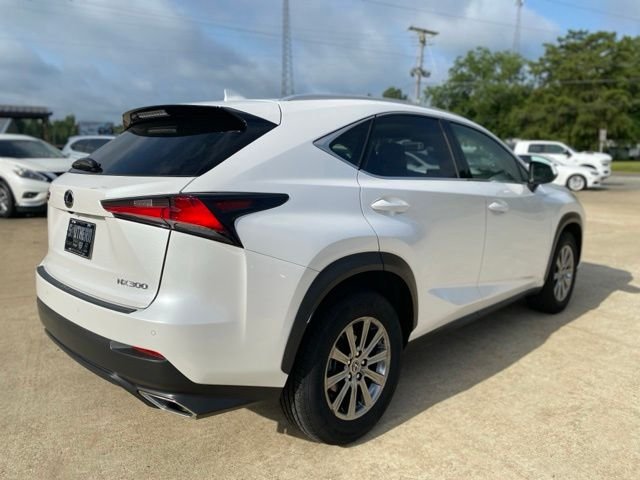 Used 2018 White Lexus 300 Base image 8