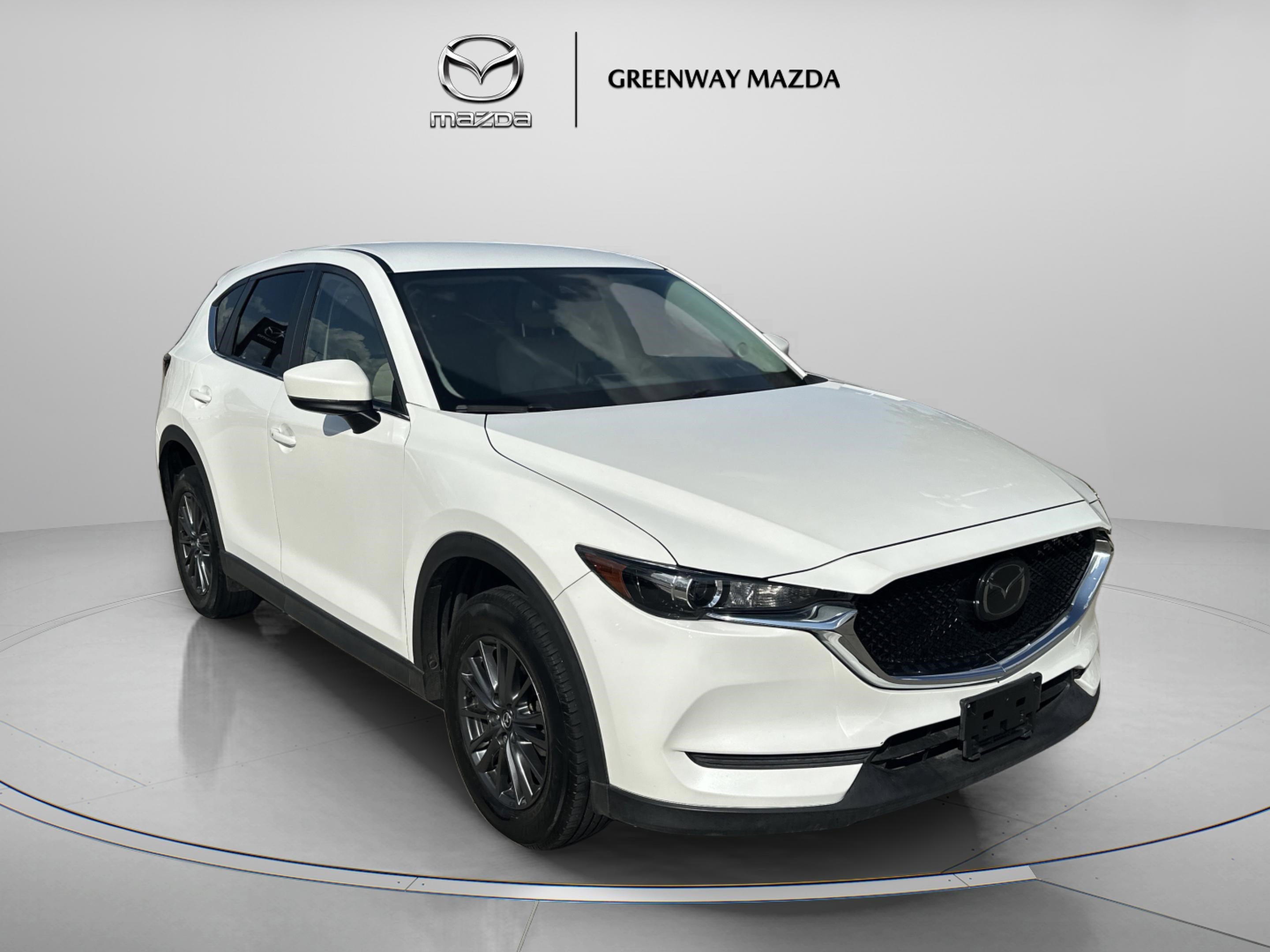 2021 Mazda CX-5 Touring Auto's photo