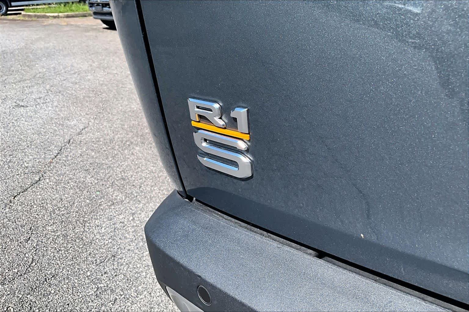 Used 2023 Midnight Black Rivian Adventure image 9