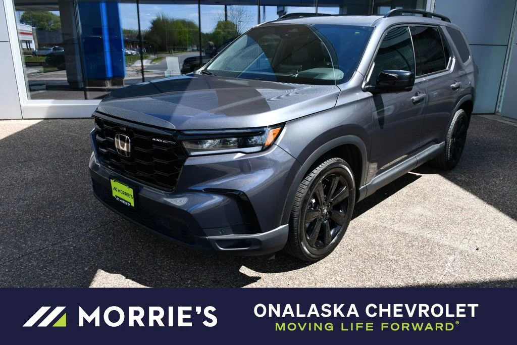 2025 Honda Pilot Black Edition AWD's photo