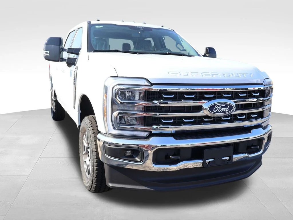 New 2027 White Ford F250 4X4 CREW/C image 12