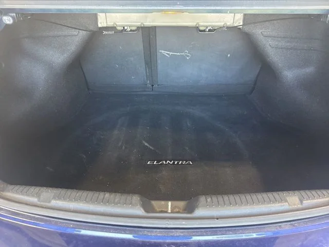 Used 2013 Blue Hyundai GLS image 25