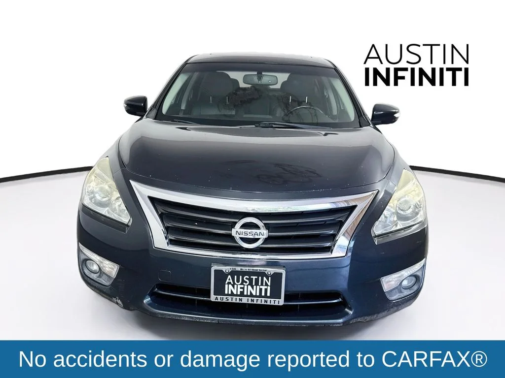 Used 2015 Blue Nissan 3.5 SL image 2