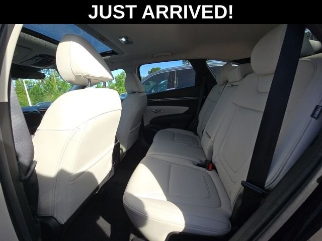 Certified Used 2024 Black Hyundai SEL image 9