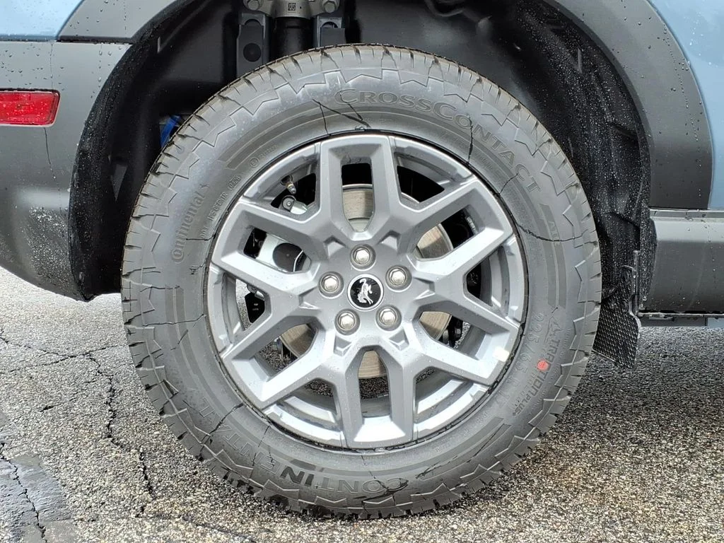New 2026 Azure Gray Metallic Tri-Coat Ford Big Bend image 7