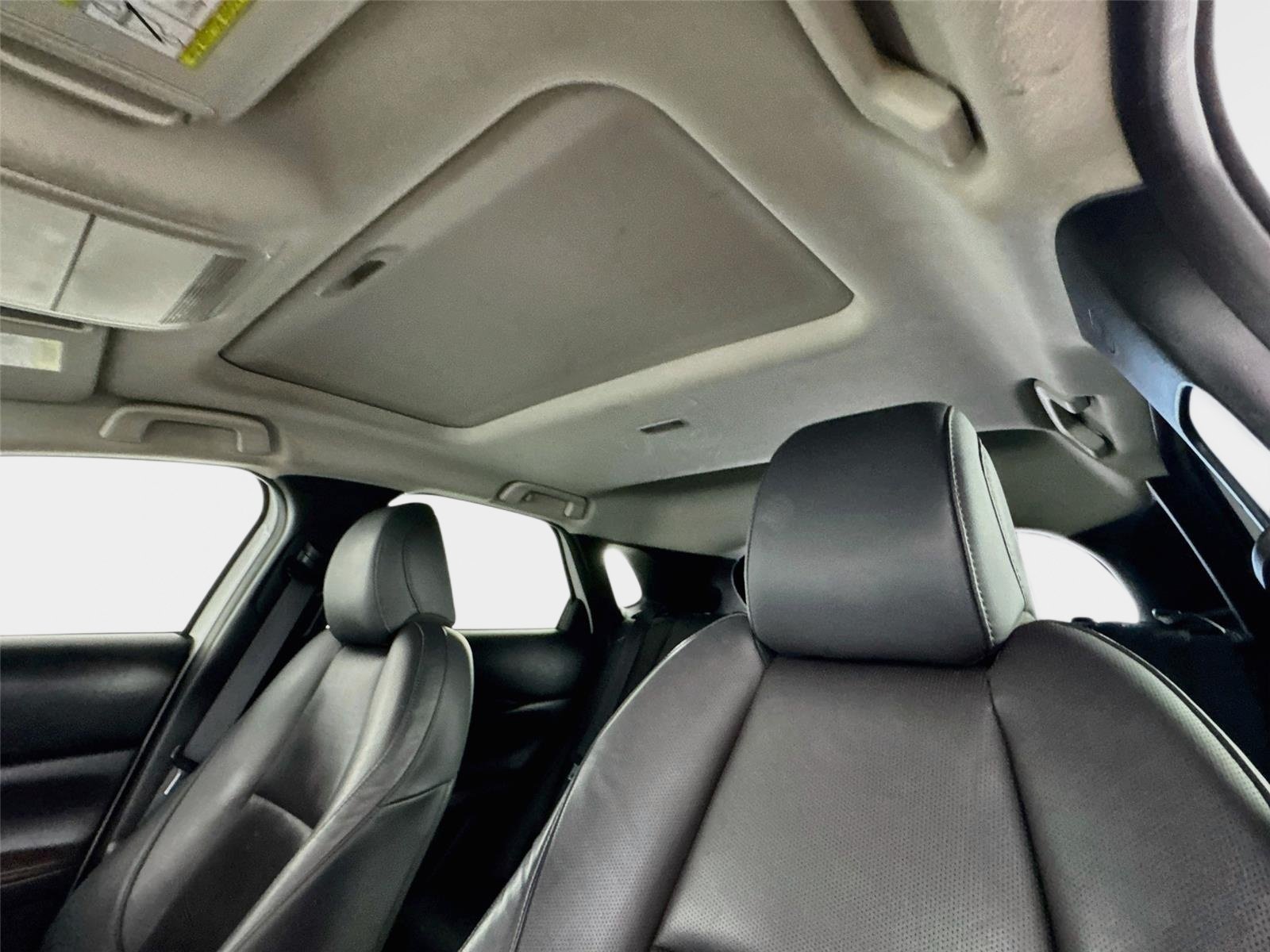 Used 2021 Snowflake White Pearl Mica Mazda Turbo Premium Package image 14