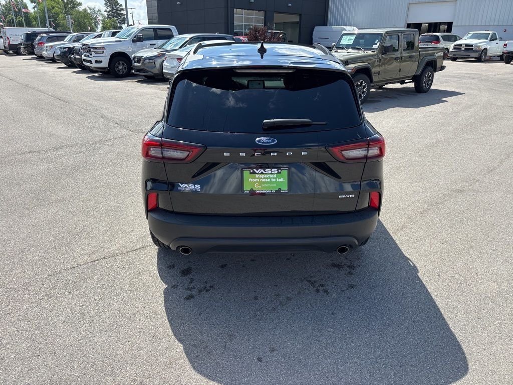 Certified Used 2025 Black Ford ST-Line Select image 4