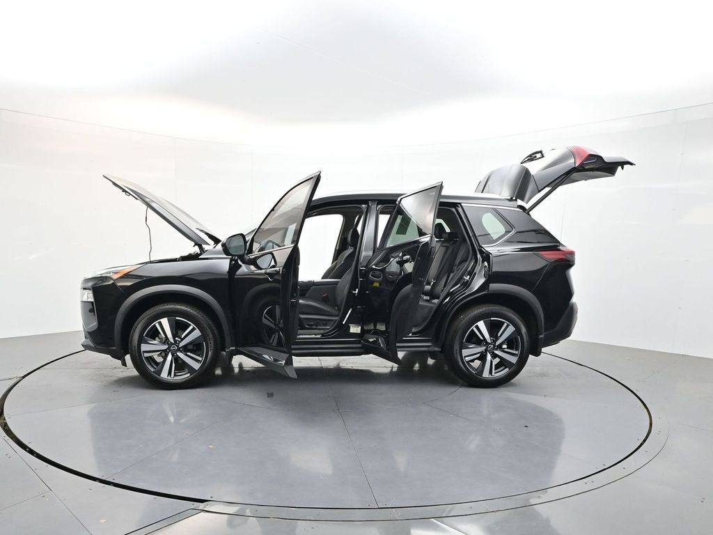 Used 2023 Black Nissan SL image 37