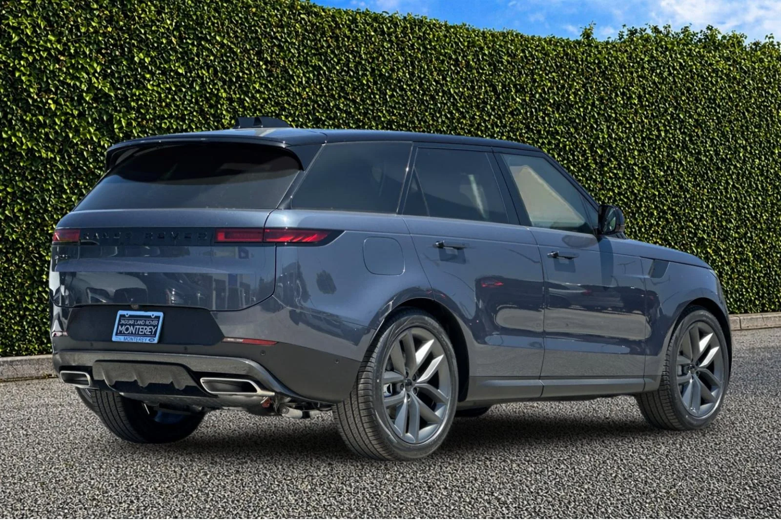 New 2026 Varesine Blue Land Rover SE image 6