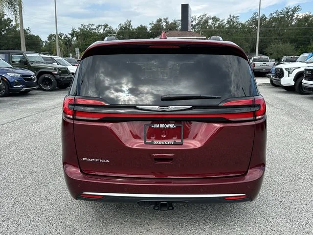 Used 2022 Red Chrysler Pinnacle image 7