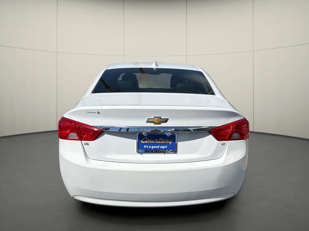 Used 2017 White Chevrolet LT image 6