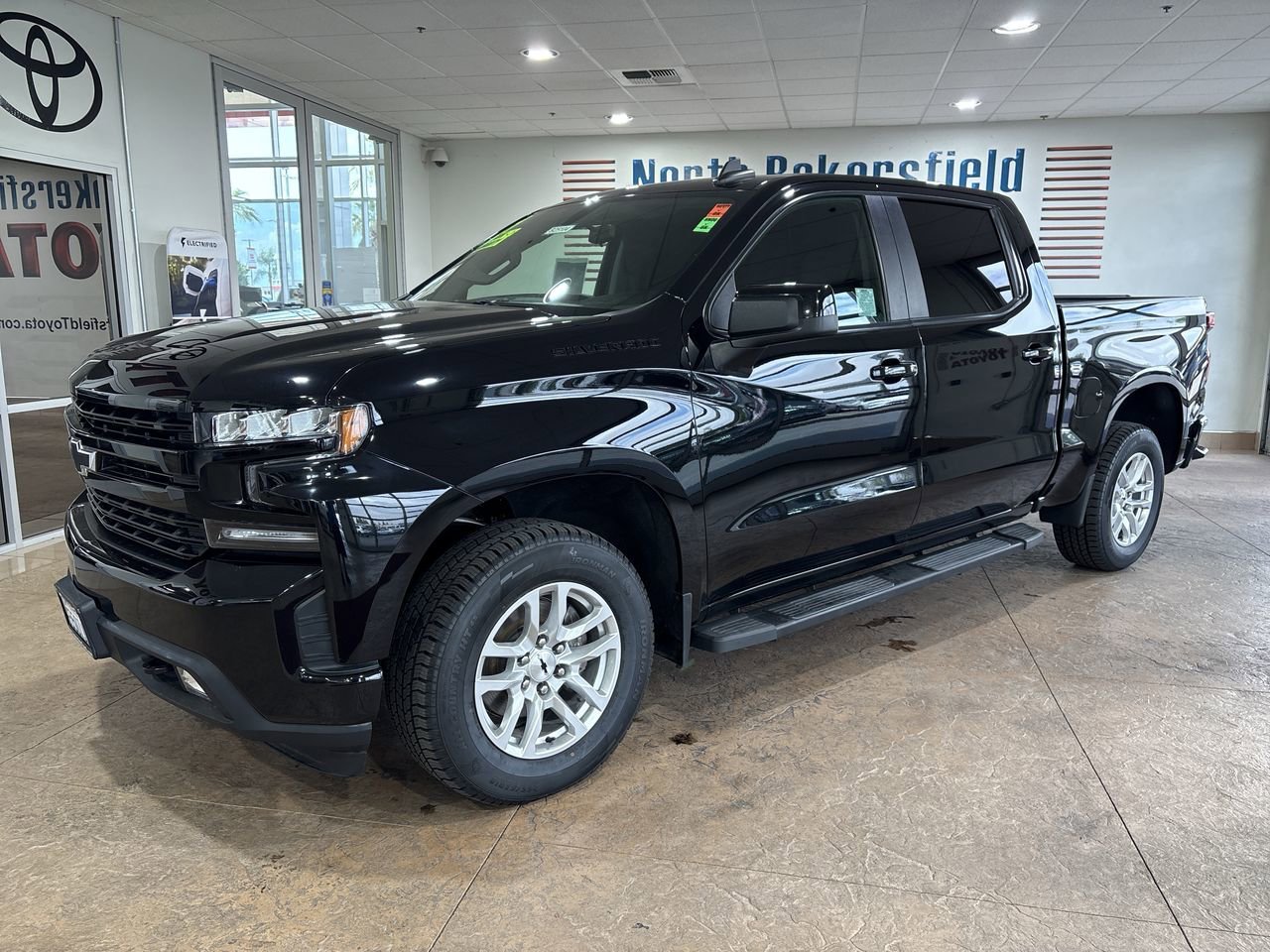 2021 Chevrolet Silverado 1500 RST Crew Cab Short Box's photo