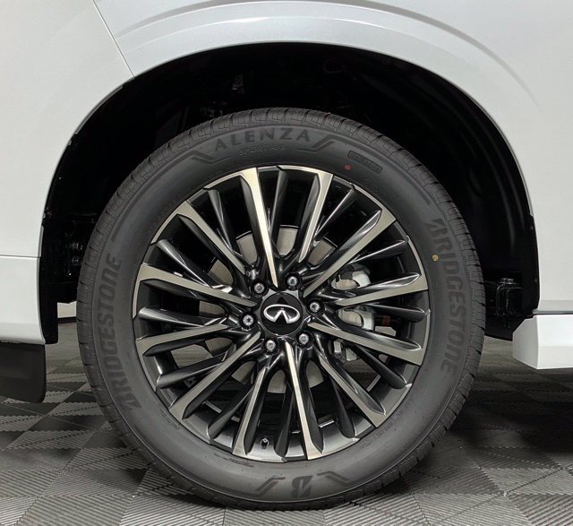 New 2027 White INFINITI Autograph 4WD image 7