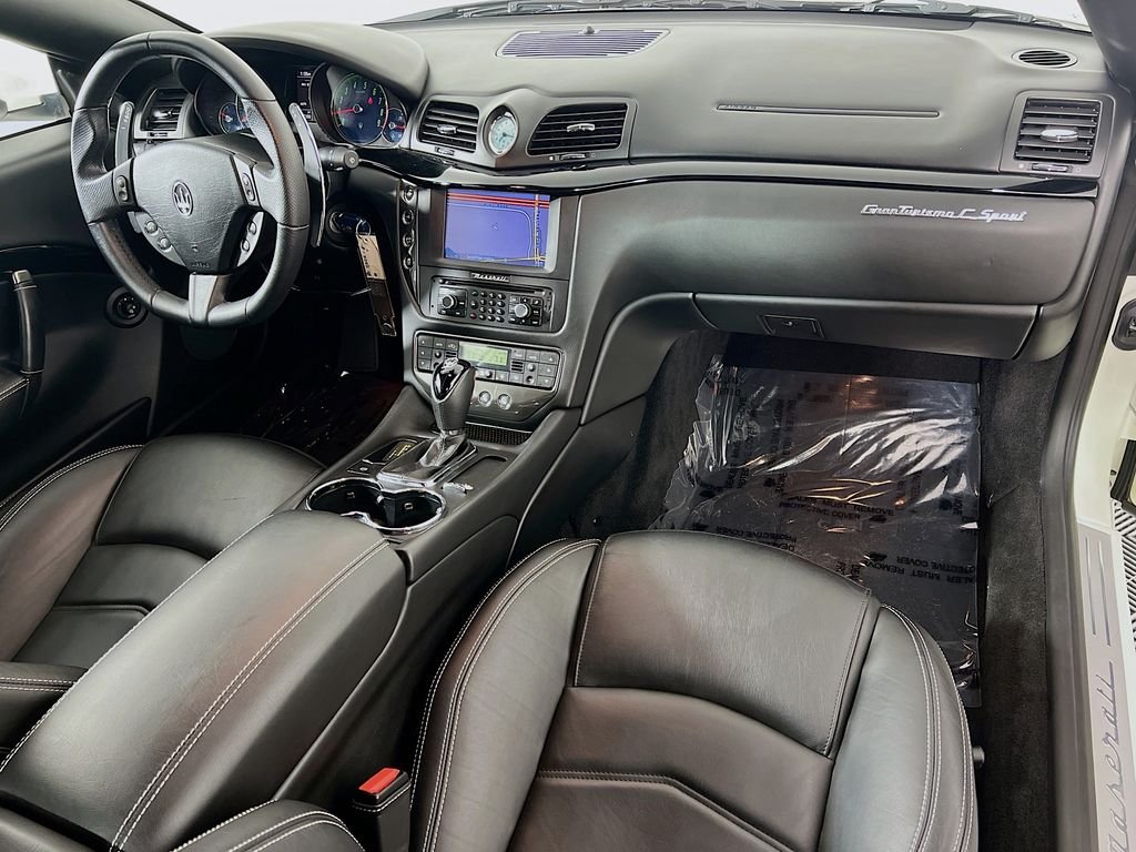 Used 2016 White Maserati Sport image 22