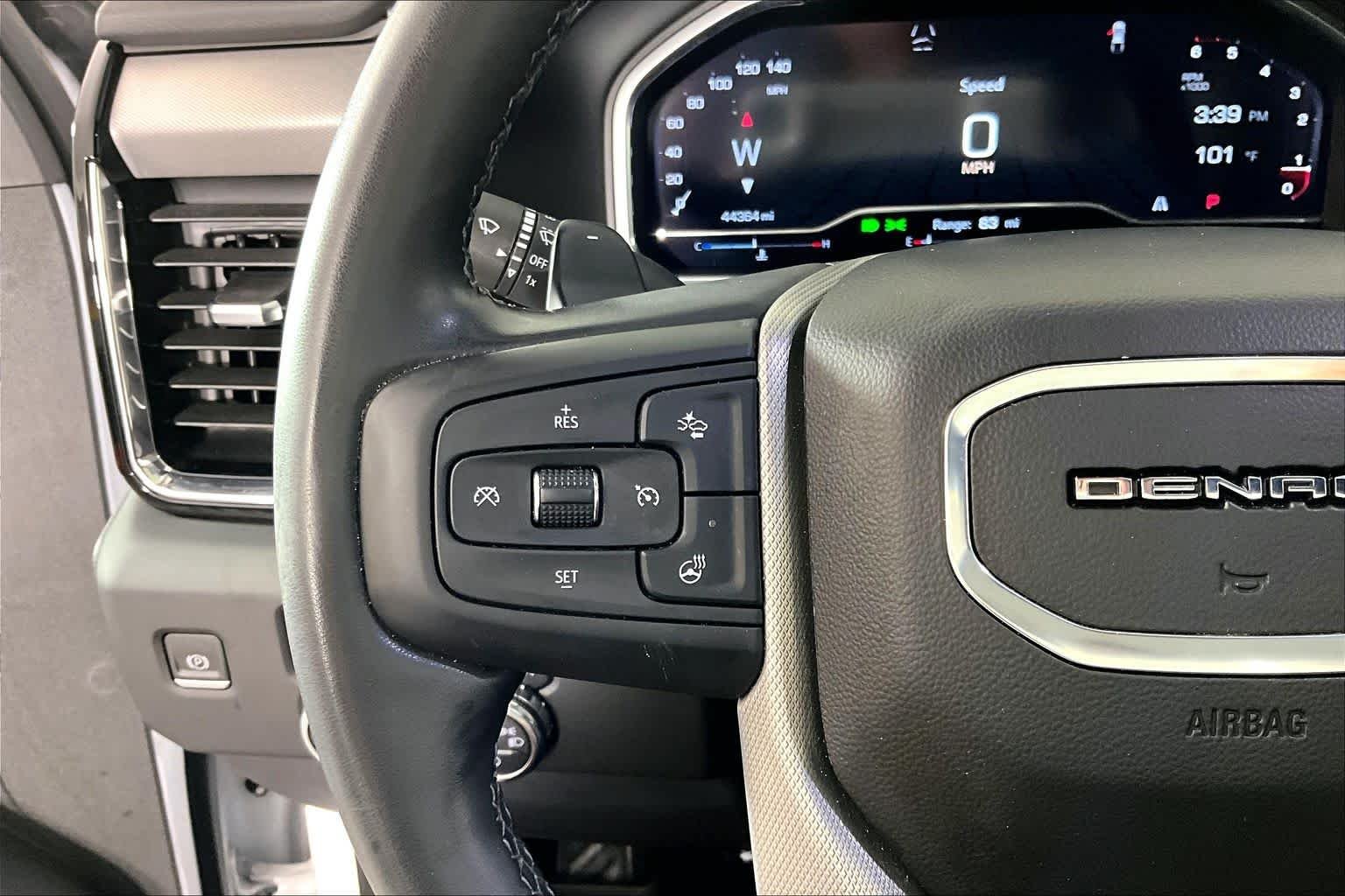 Used 2023 White Frost Tricoat GMC Denali image 23