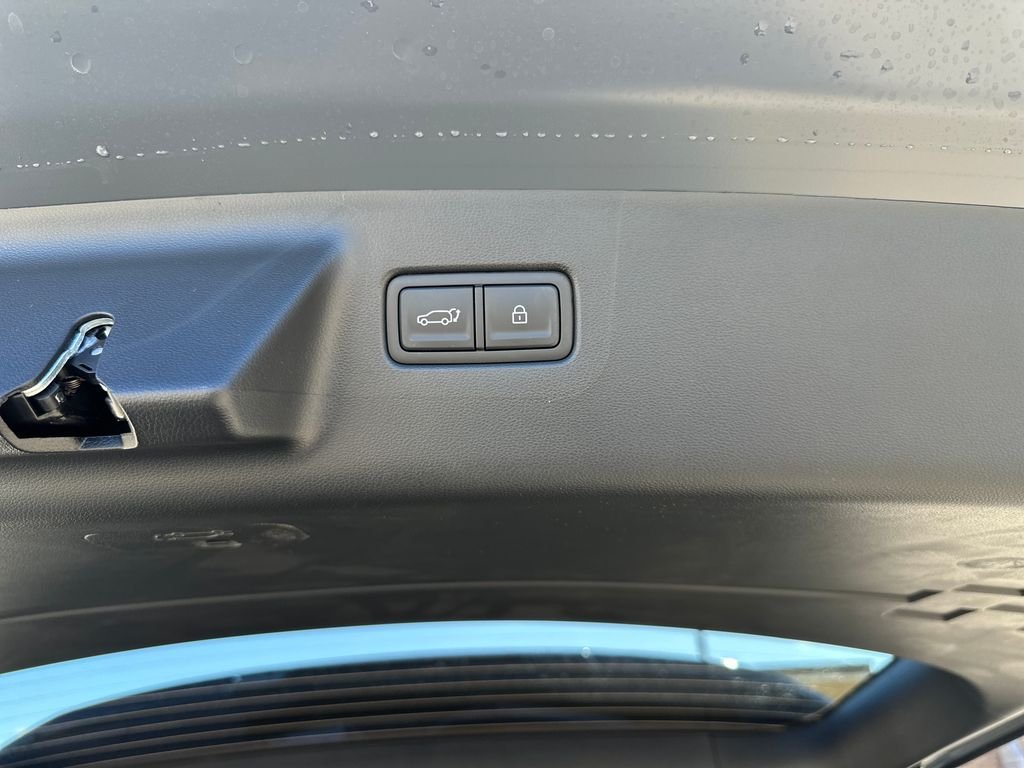 New 2026 Gray Hyundai SE image 28