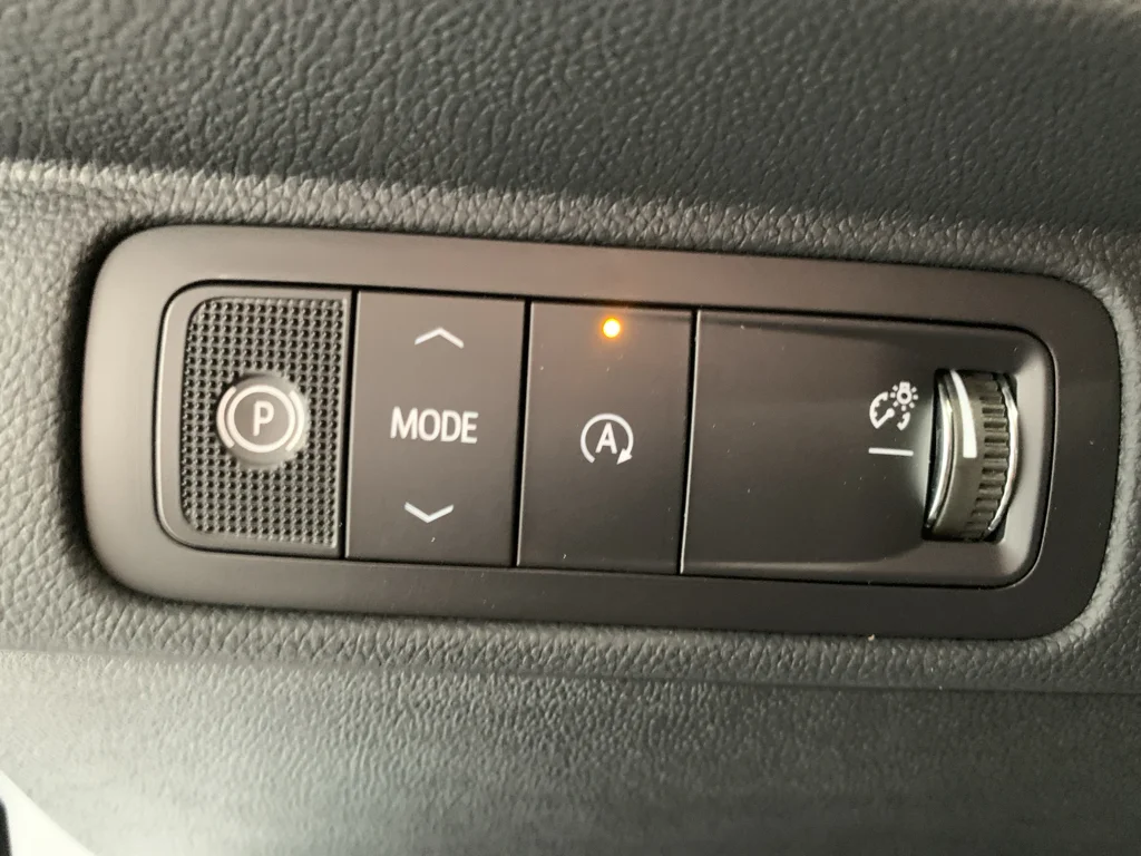 2027 Chevrolet Traverse LT - Photo 30