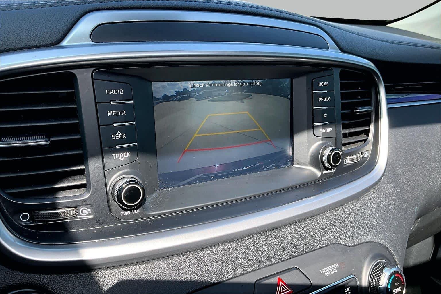 Used 2020 Passion Red Kia EX V6 image 27