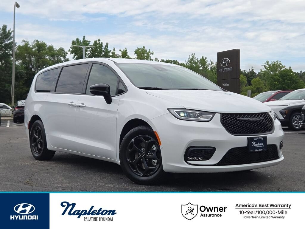 2024 Chrysler Pacifica