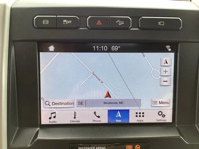 Used 2019 White Ford Lariat image 19