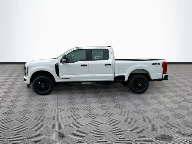 New 2026 Oxford White Ford XL image 3