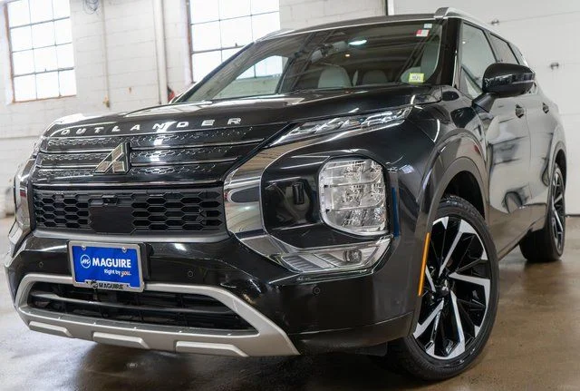 2024 Mitsubishi Outlander SEL Platinum Edition S-AWC's photo
