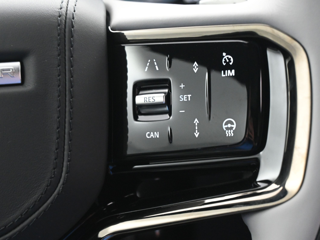 Certified Used 2026 Black Land Rover Dynamic SE image 19
