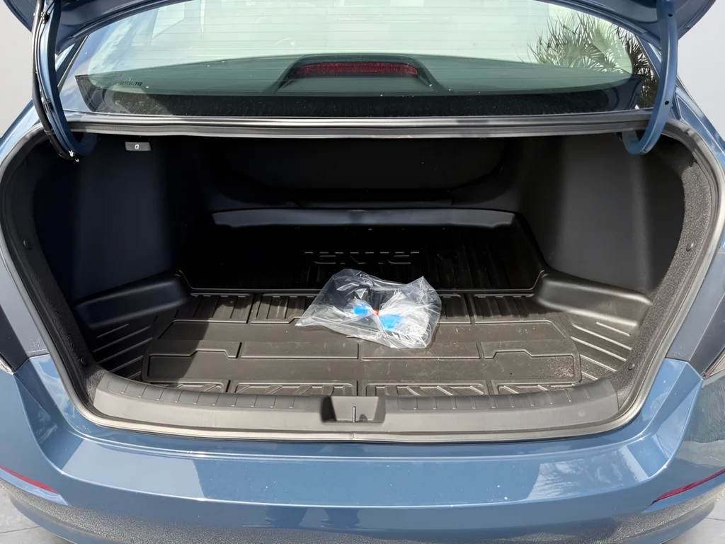 2026 Honda Civic LX - Photo 14