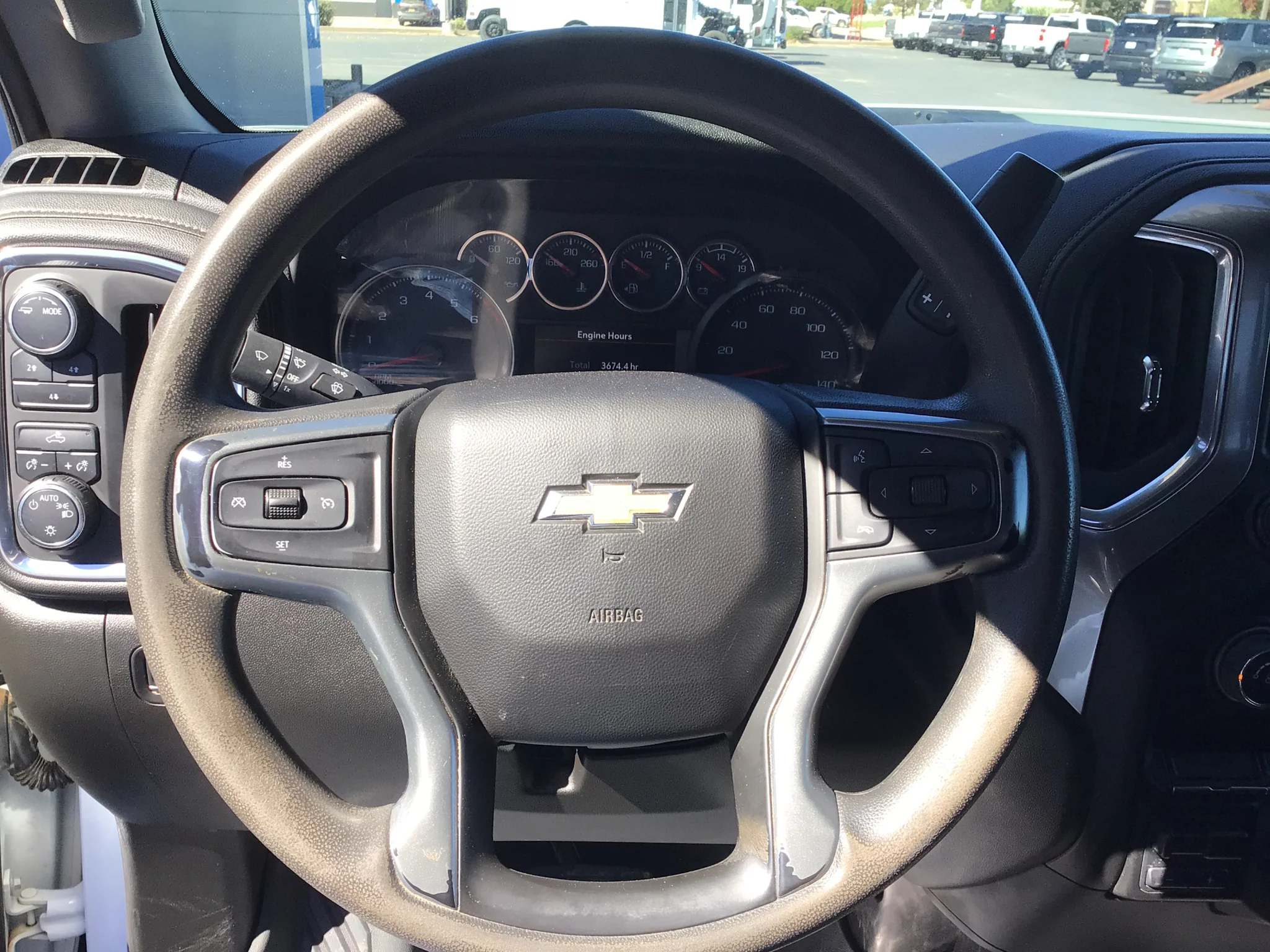 Used 2022 SUMMIT WHITE Chevrolet LT image 12