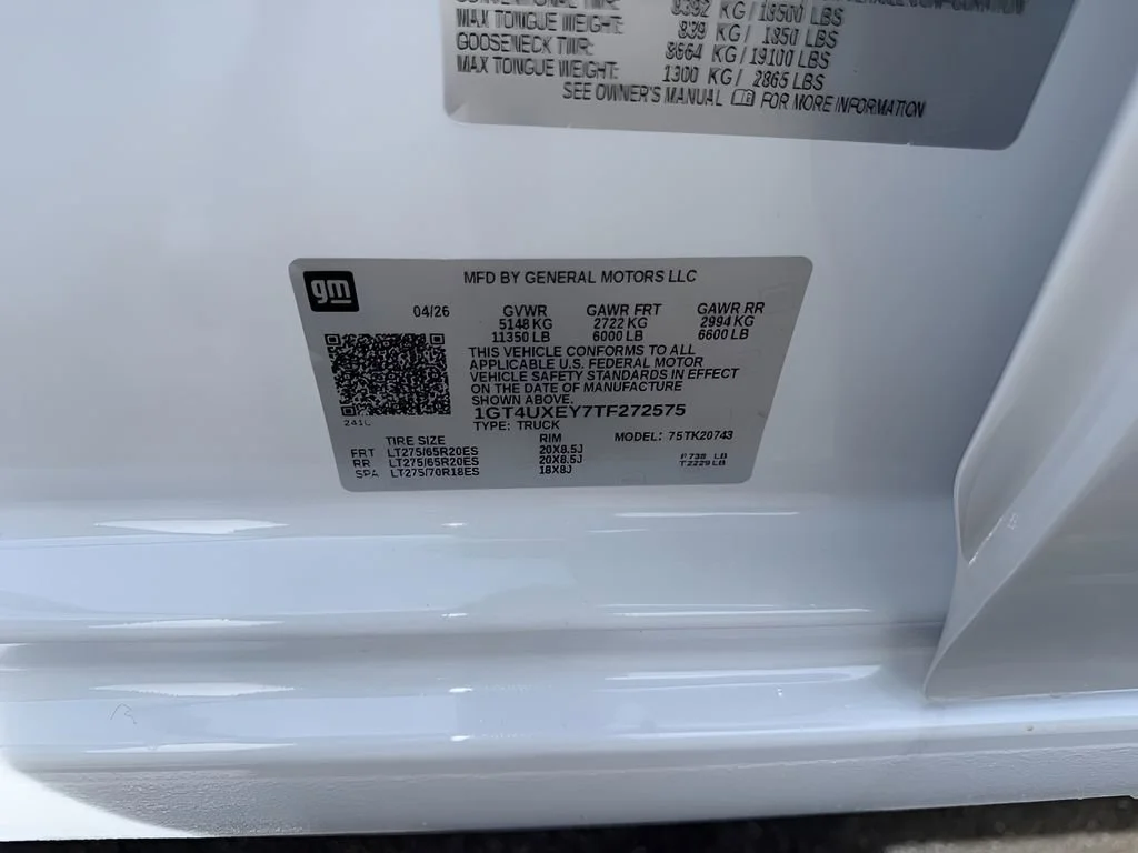 New 2026 Glacier White Tricoat GMC Denali Ultimate image 35