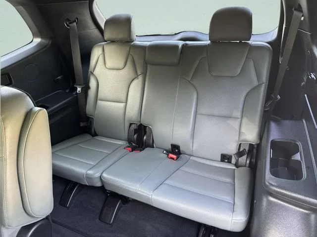 Used 2023 Black Kia EX X-Line image 21