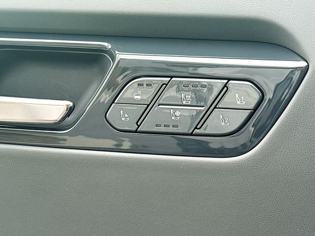 New 2026 Glacial White Pearl / Black Ro Kia GT-Line AWD image 21