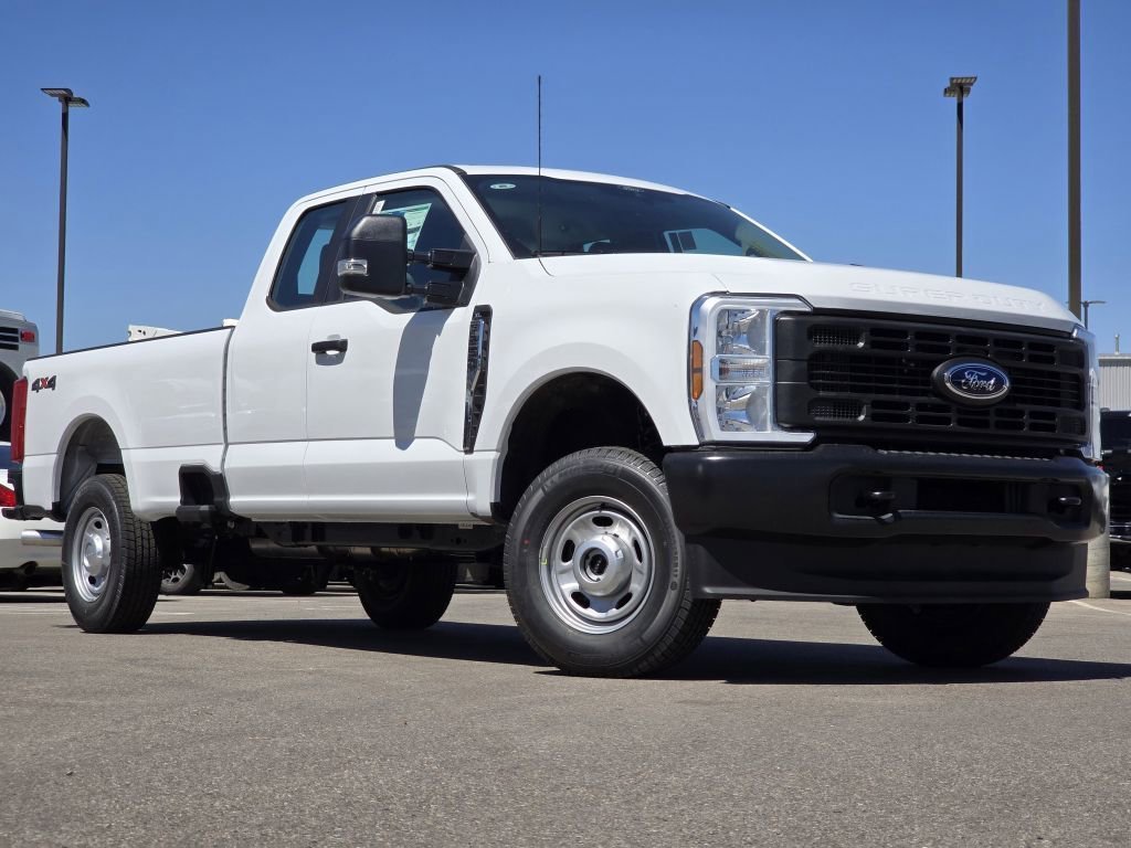 New 2026 Oxford White Ford XL image 2