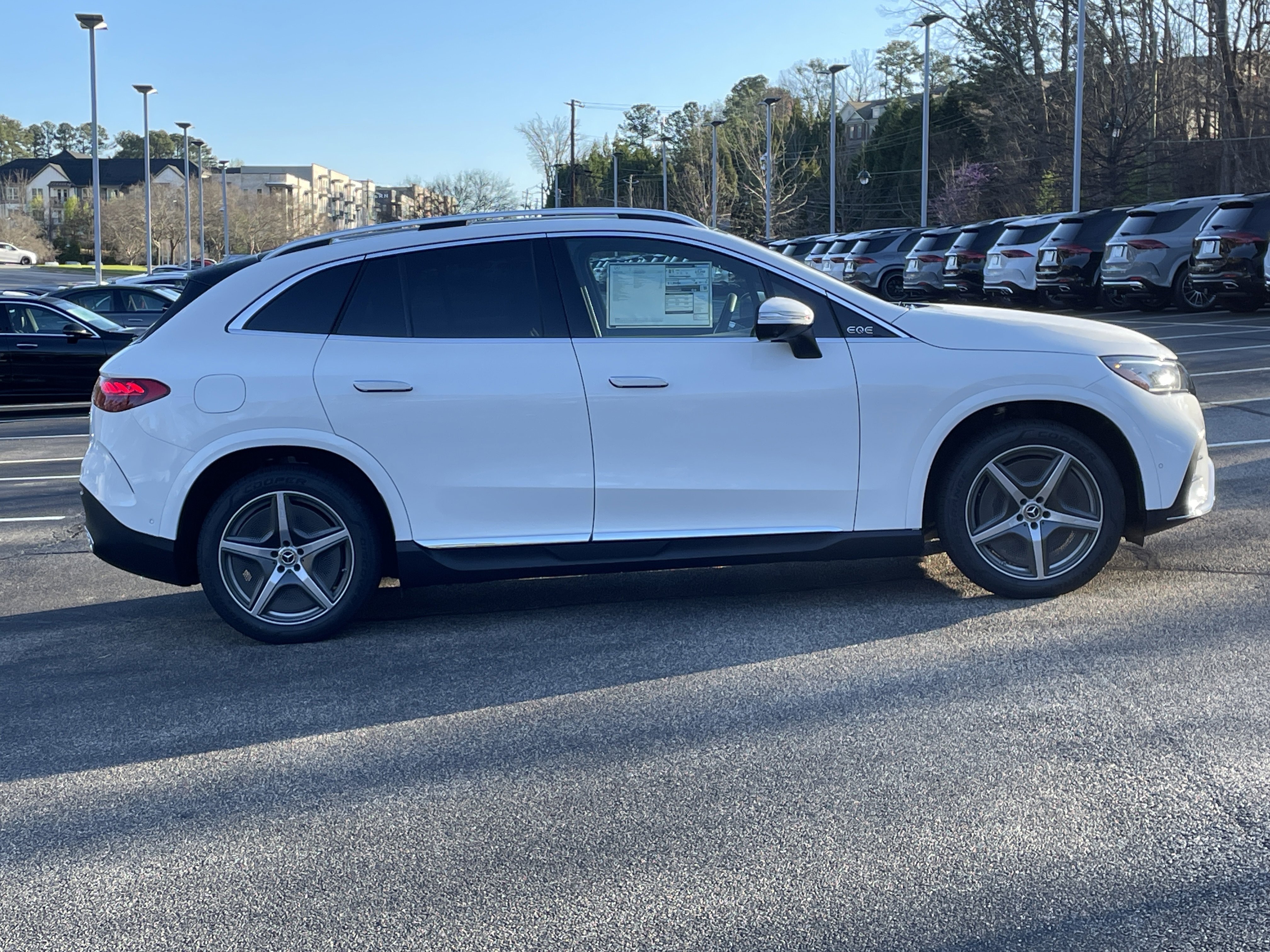 New 2026 Polar White Mercedes-Benz EQE 320 4MATIC® SUV image 5