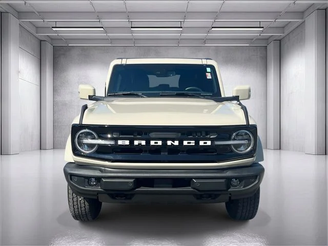 Used 2025 Beige Ford Outer Banks image 8