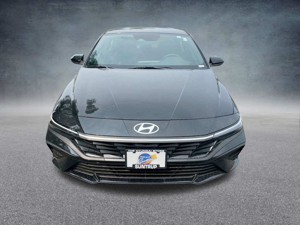 Certified Used 2025 Abyss Black Hyundai SEL Sport image 36