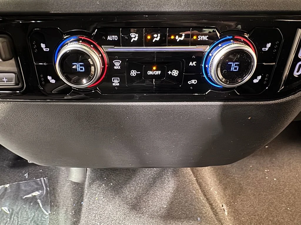 New 2026 Sterling Metallic GMC Elevation image 13