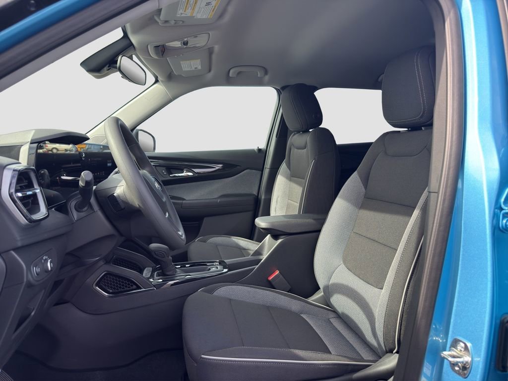 2026 Chevrolet Trailblazer LS - Photo 9